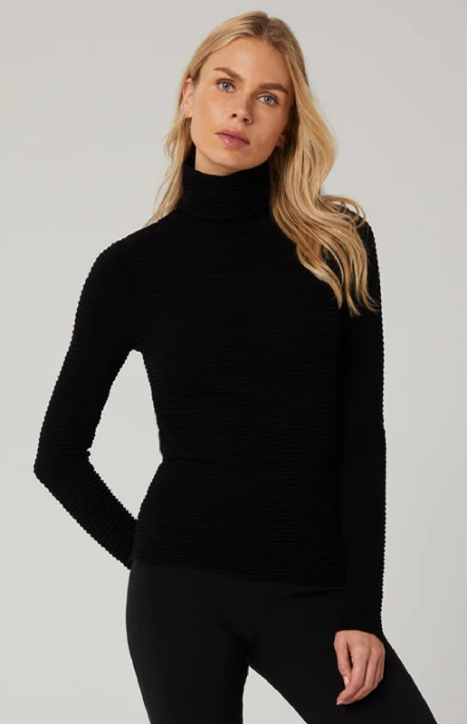 Enya TurtleNeck Ski Sweater | BlackOutdoor Knit Tops