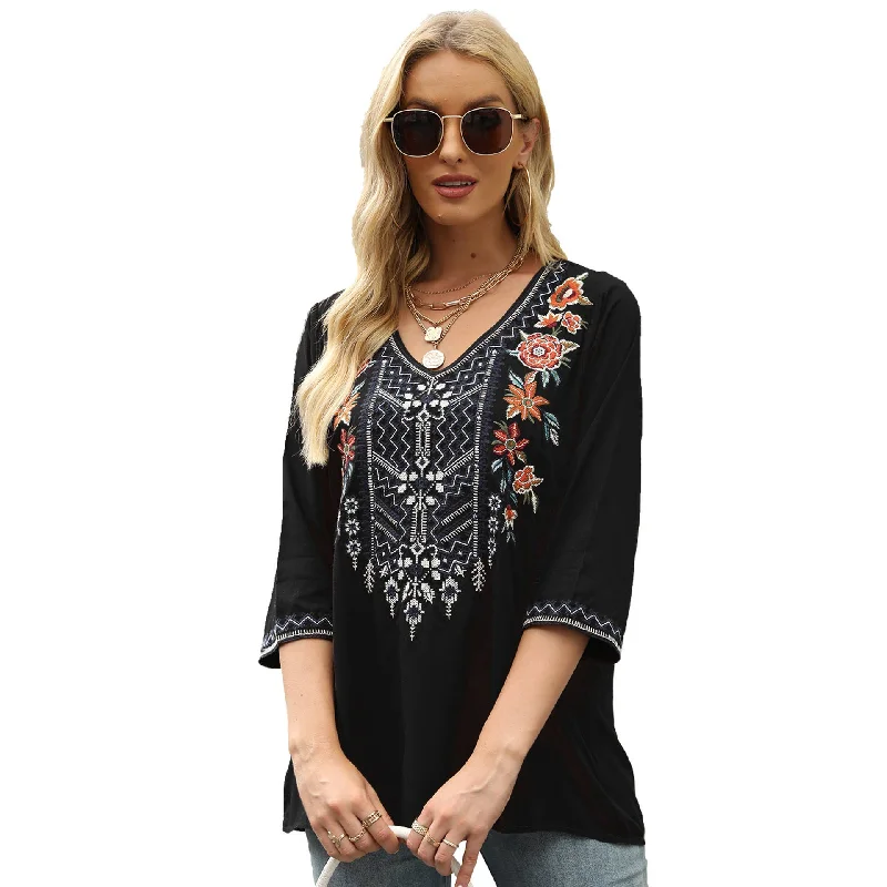 VNeckTopGlowCOTTON V-NECK PLUS-SIZE EMBROIDERED BLOUSE_CWTBLL0820